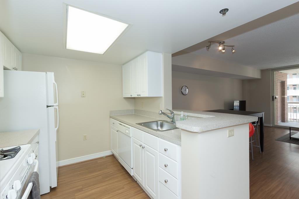 Pentagon City Luxury Apartment Arlington Exterior photo