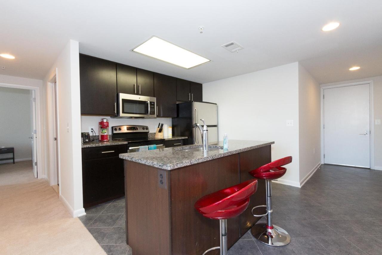 Pentagon City Luxury Apartment Arlington Exterior photo